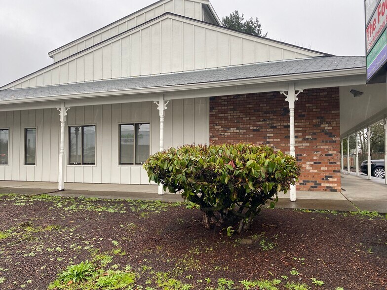 More Photos Of 19635 SW Tualatin Valley Hwy, Beaverton Medical For Sale