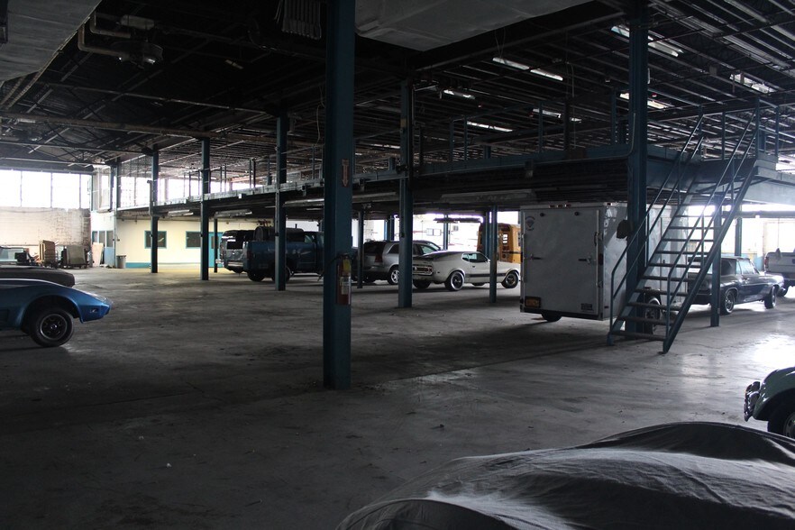 More Photos Of 700 Nepperhan Ave, Yonkers Warehouse For Sale