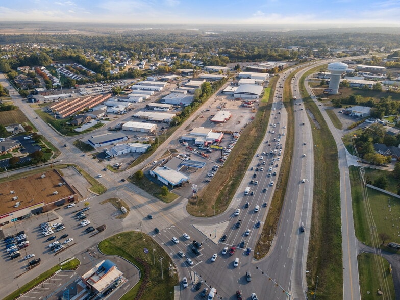 More Photos Of 875 Friedens Rd, Saint Charles Service For Sale