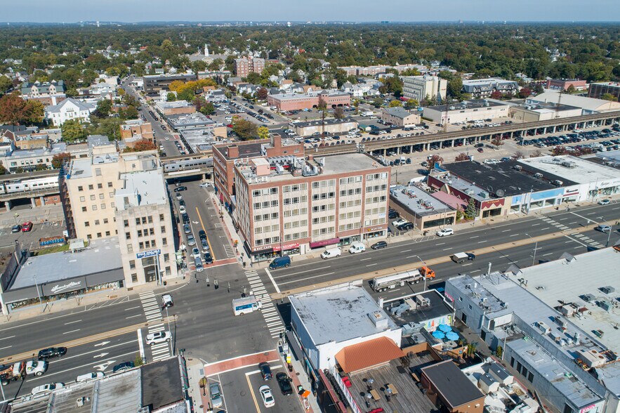 More Photos Of 265 Sunrise Hwy, Rockville Centre Office For Lease