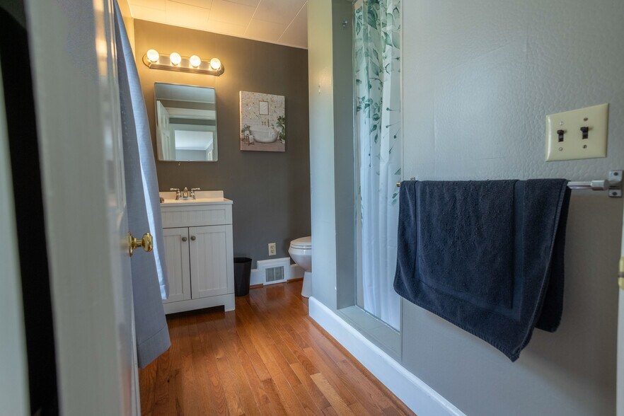More Photos Of 1207 Flohrs Church Rd, Biglerville Hospitality For Sale