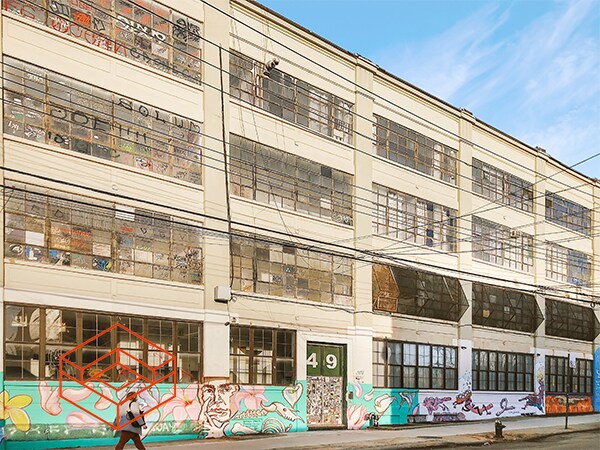 More Photos Of 49 Wyckoff Ave, Brooklyn Warehouse For Lease