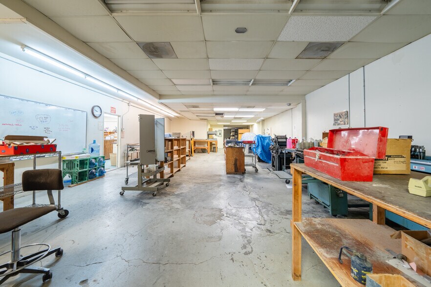 More Photos Of 656 W Lancaster Blvd, Lancaster Restaurant For Sale