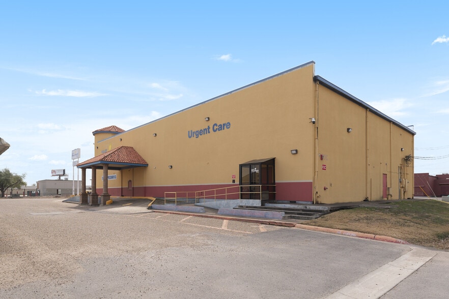 More Photos Of 305 Expressway 83, Mission Medical For Lease