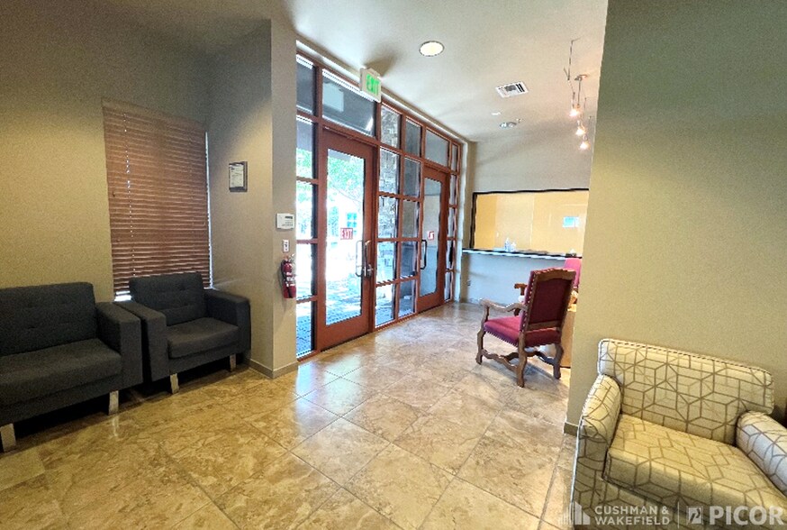 More Photos Of 1775 E Skyline Dr, Tucson Medical For Sale