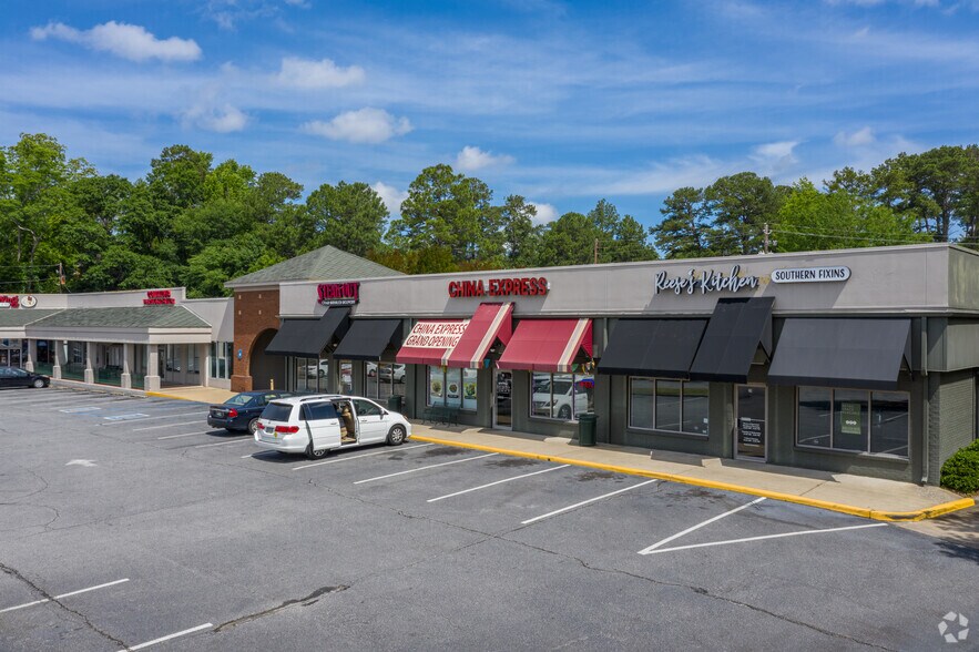 More Photos Of 3700-3729 Woodruff Rd, Columbus Unknown For Lease