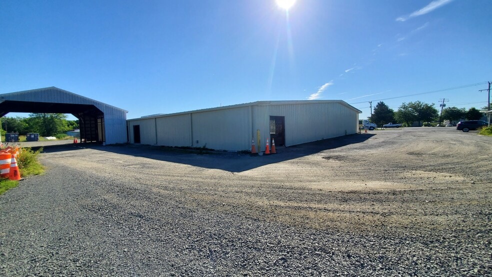 More Photos Of 3388-3400 Catlett Rd, Catlett Freestanding For Lease