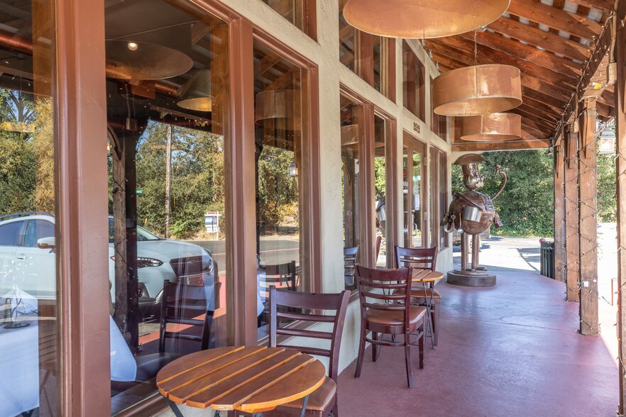 More Photos Of 2522 Mankas Corner Rd, Fairfield General Retail For Sale