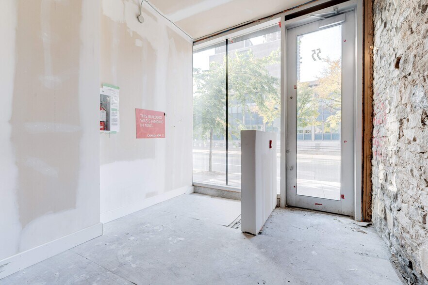 More Photos Of 55 John St S, Hamilton General Retail For Lease