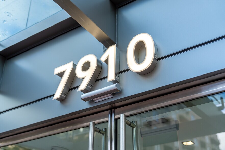 More Photos Of 7910 Woodmont Ave, Bethesda Office Residential For Lease