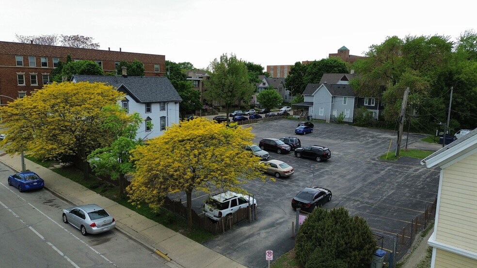 More Photos Of , Milwaukee Multifamily For Sale