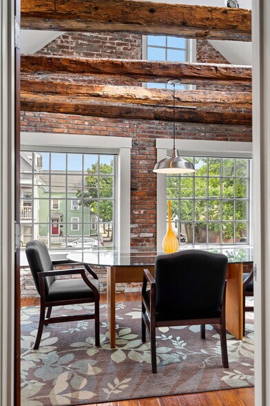 More Photos Of 8 Essex St, Salem Office For Sale