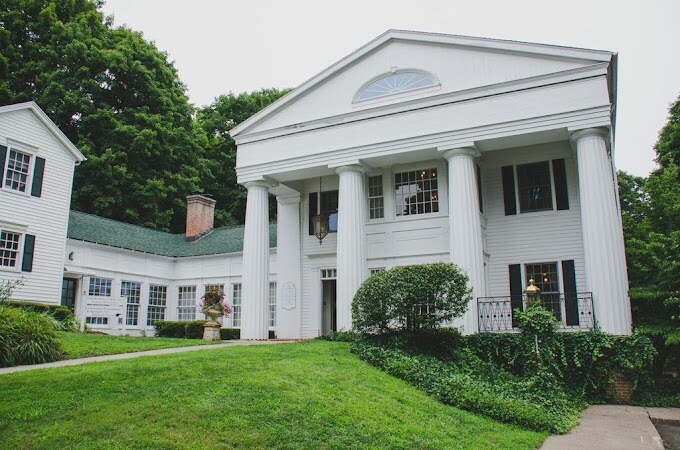 More Photos Of 3127-3129 Whitney Ave, Hamden Office For Sale