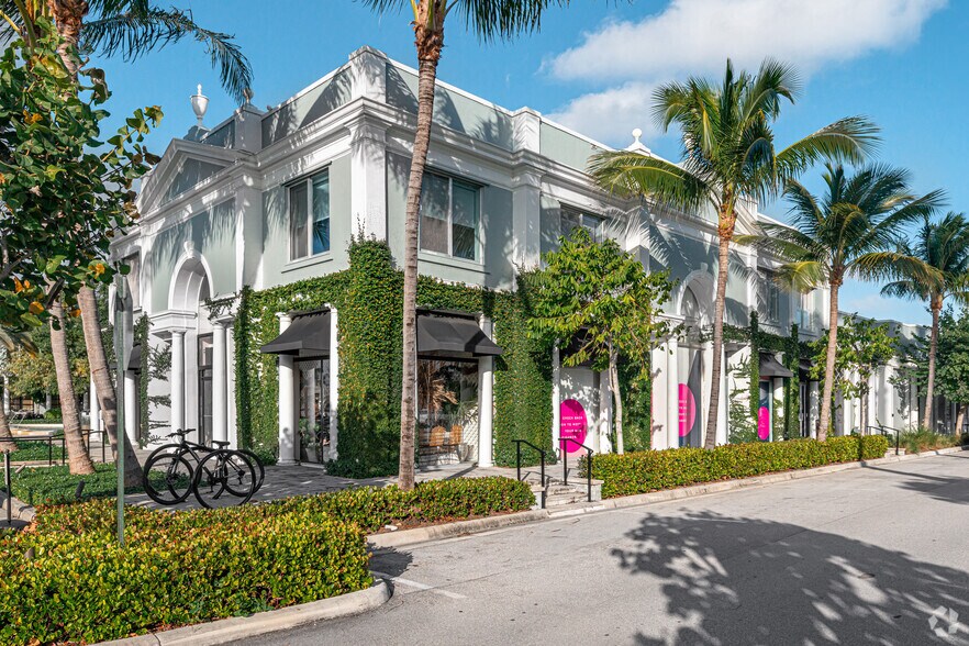 More Photos Of 70 Royal Poinciana Plz, Palm Beach Unknown For Lease