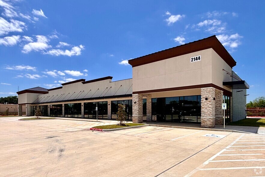 More Photos Of 2144 FM 1092 Rd, Missouri City Restaurant For Sale
