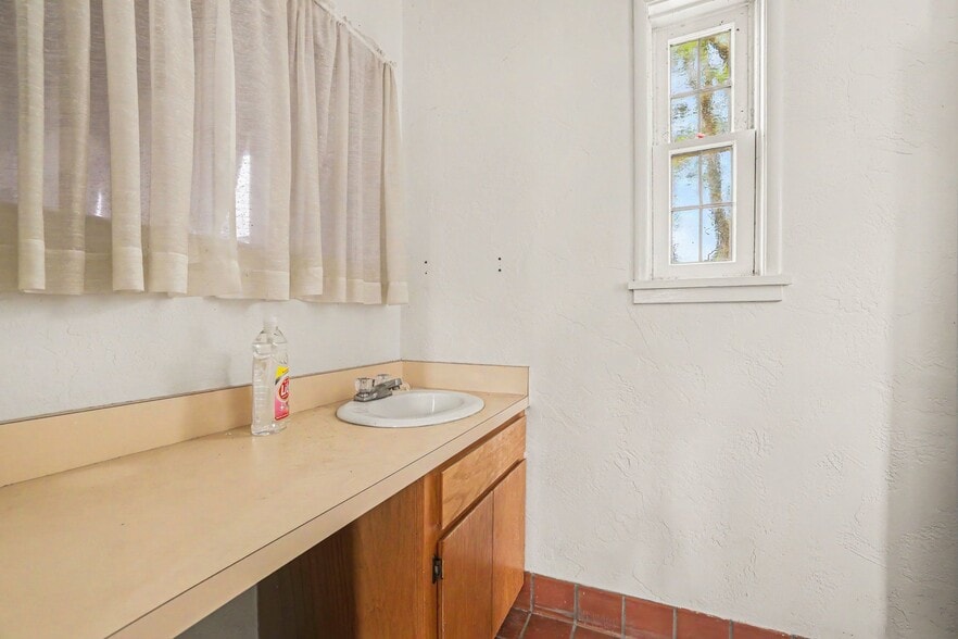 More Photos Of 1963 Carlson Blvd, Richmond Religious Facility For Sale