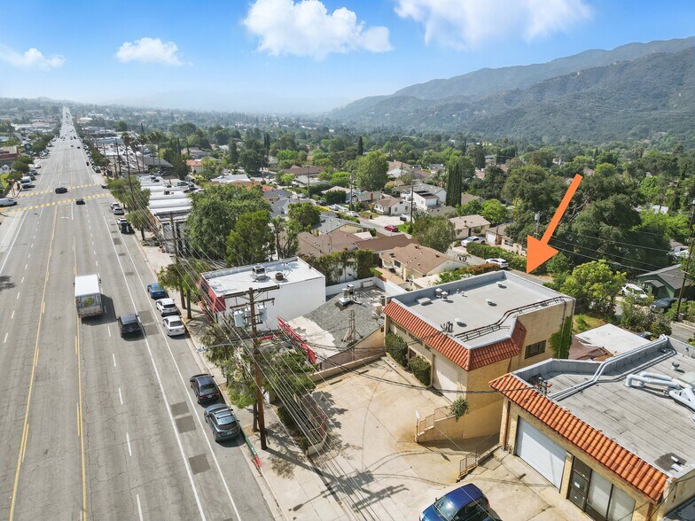 More Photos Of 3632 Foothill Blvd, La Crescenta Manufacturing For Sale
