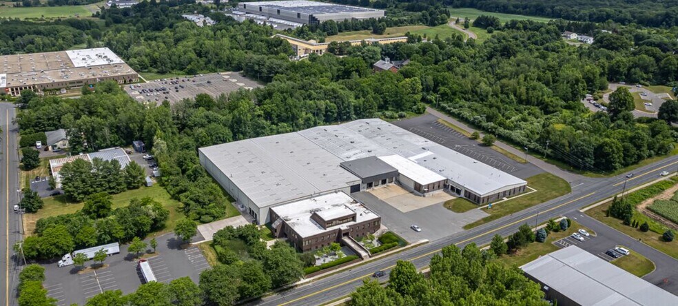 More Photos Of 215 Moody Rd, Enfield Manufacturing For Lease