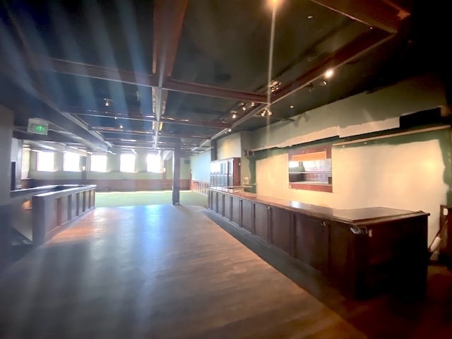 More Photos Of 118-128 NW 23rd Ave, Portland General Retail For Sale