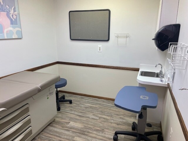 More Photos Of 1163 Route 37 W, Toms River Medical For Lease
