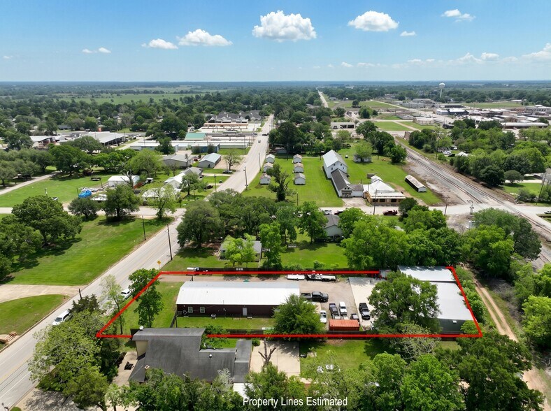More Photos Of 518 Columbus Rd, Sealy Light Manufacturing For Sale