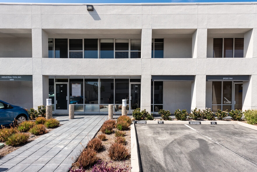 Primary Photo Of 711 W 17th St, Costa Mesa Flex For Lease