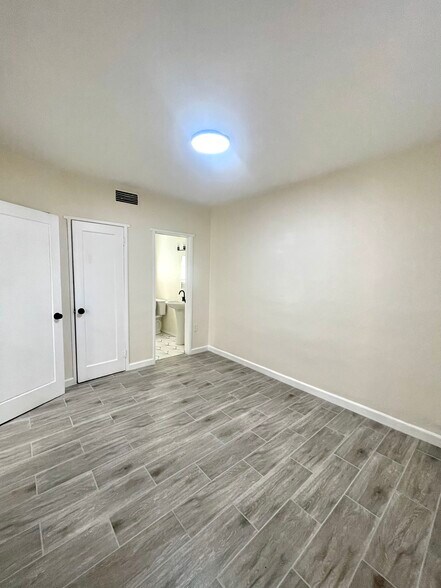 More Photos Of 2714 N Hopi Pl, Tucson Apartments For Sale