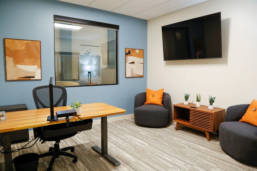 More Photos Of 4324 Mapleshade Ln, Plano Coworking Space