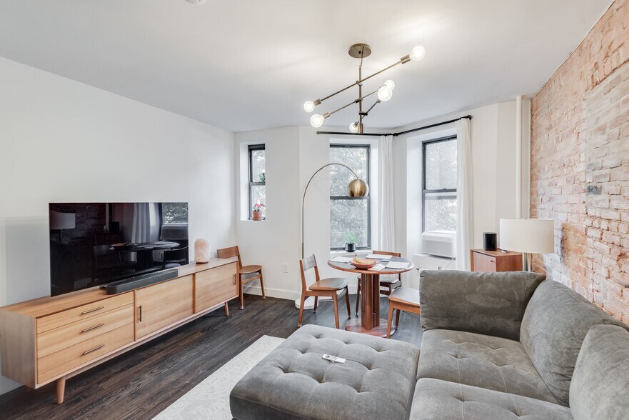 More Photos Of 14 Lincoln Pl, Brooklyn Apartments For Sale