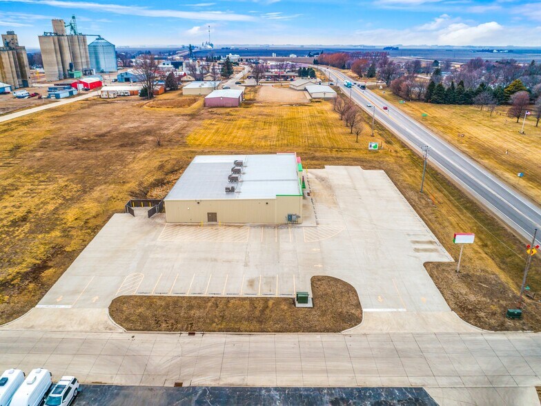 More Photos Of 970 Highway 18, Britt Freestanding For Sale