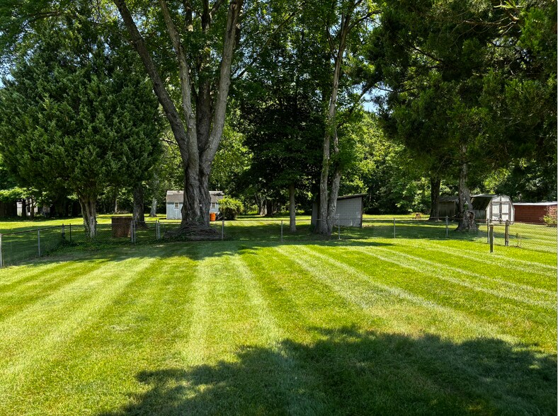 More Photos Of 1246 Mayo Rd, Edgewater Restaurant For Sale