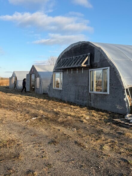 More Photos Of 14840 US Highway 59 NE, Thief River Falls Garden Center For Sale