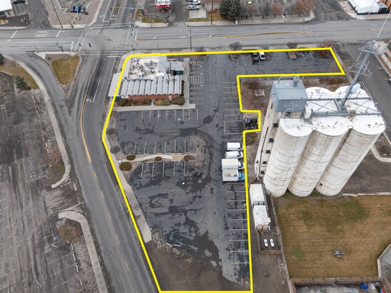 More Photos Of 545 Shoshone St S, Twin Falls Restaurant For Sale