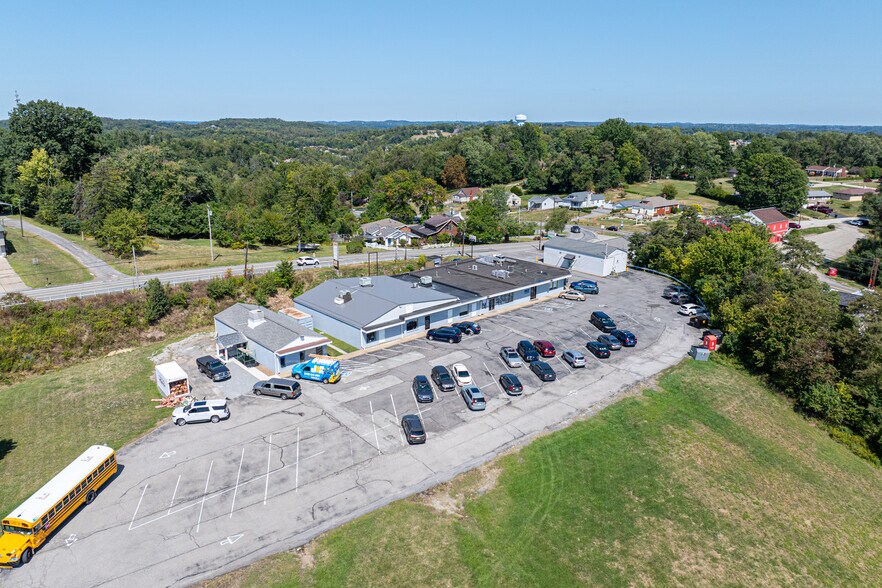 More Photos Of 605 Scenery Dr, Elizabeth Storefront Retail Office For Sale