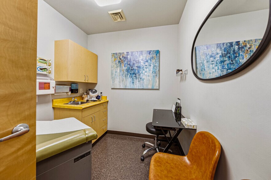 More Photos Of 3156 State St, Medford Medical For Sale