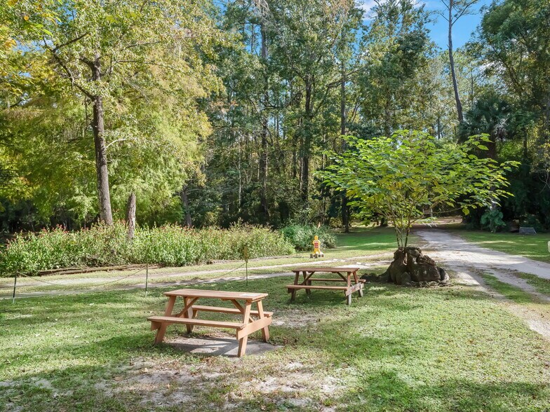 More Photos Of 15260 NE 152nd Pl, Fort Mc Coy Trailer Camper Park For Sale