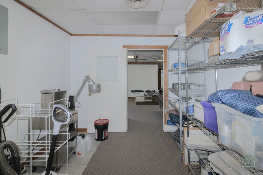 More Photos Of 3720 Wilbarger St, Vernon Flex For Sale