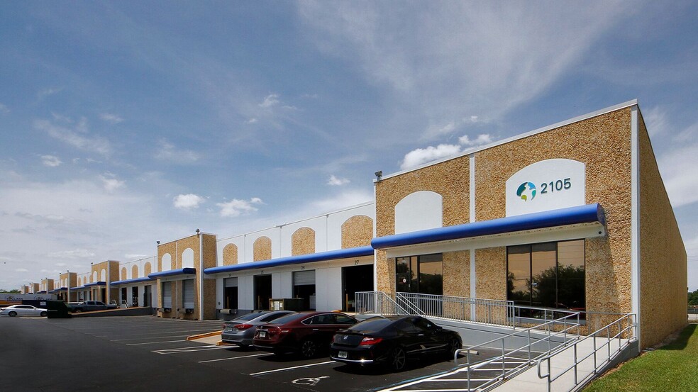 More Photos Of 7524-7598 Currency Dr, Orlando Unknown For Lease