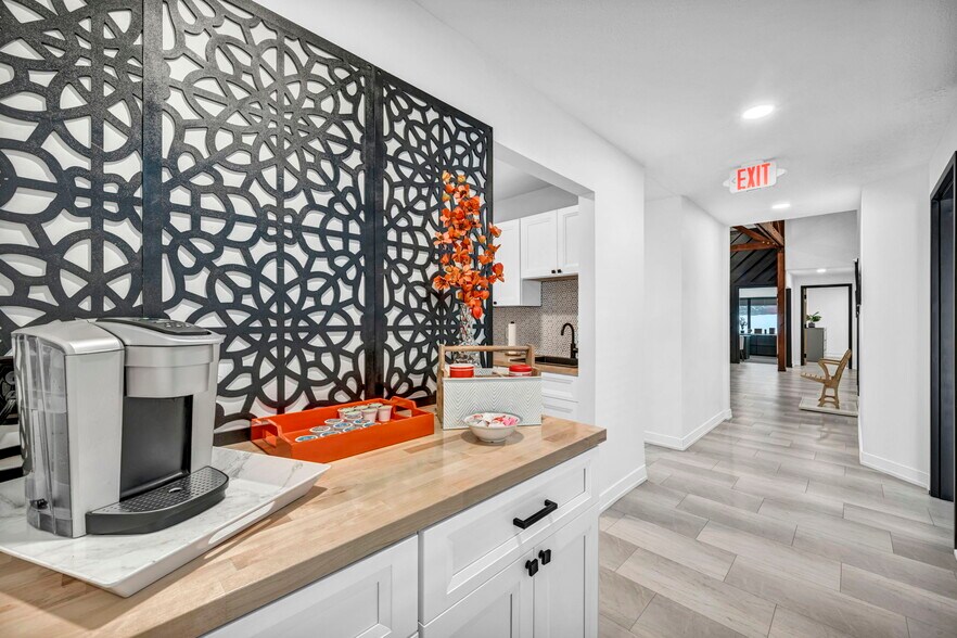 More Photos Of 1929 E Royalton Rd, Broadview Heights Office For Lease