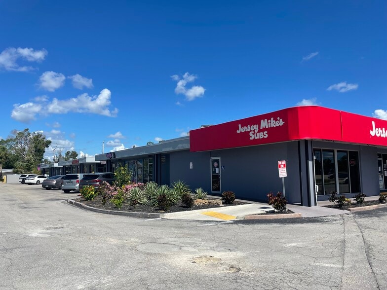 More Photos Of 12377 S Cleveland Ave, Fort Myers Storefront For Lease