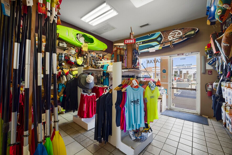 More Photos Of 1633-1651 Boulder City Pky, Boulder City General Retail For Sale