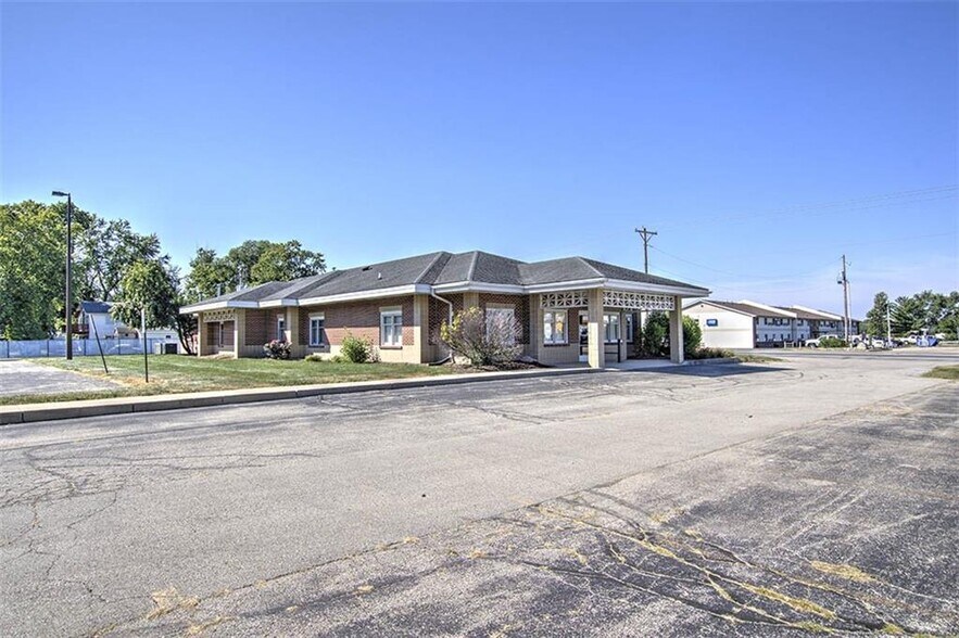 More Photos Of 330 N Wyckles St, Decatur Medical For Sale