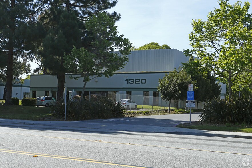 More Photos Of 1320 Kifer Rd, Sunnyvale Warehouse For Lease