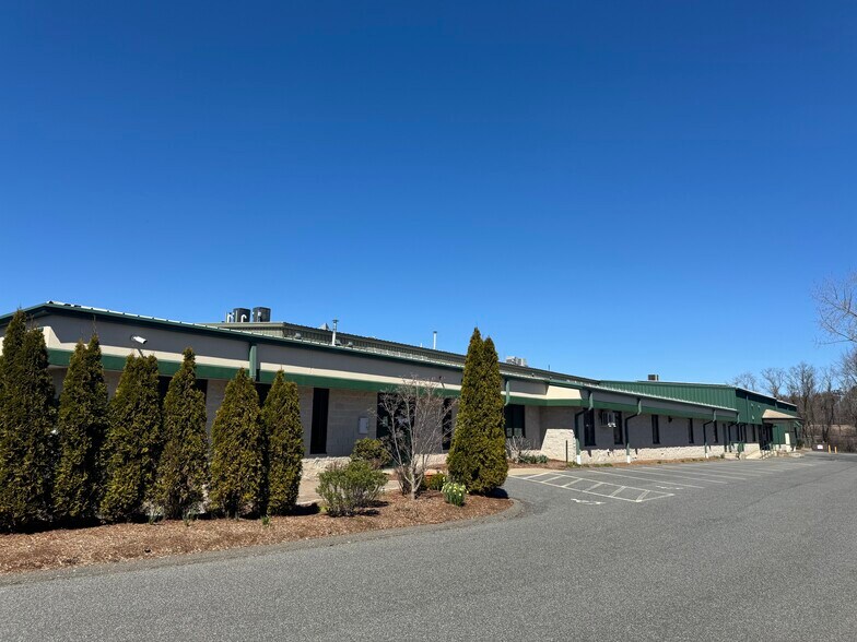 More Photos Of 155 Industrial Dr, Northampton Warehouse For Lease