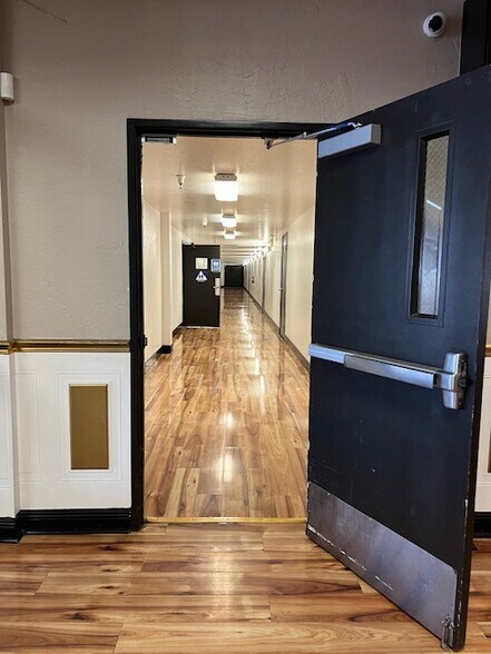 More Photos Of 2917-2999 Fulton Ave, Sacramento Office Residential For Sale