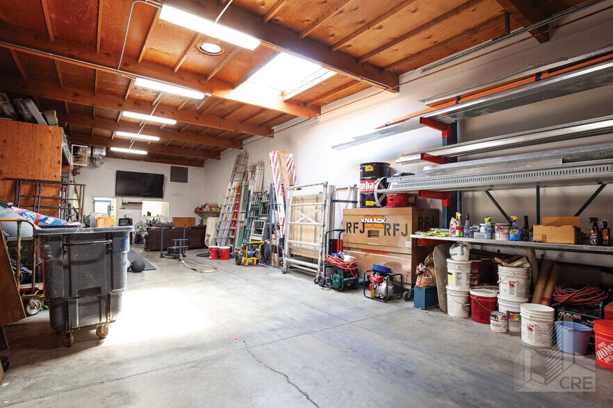 More Photos Of 100 N Hill Dr, Brisbane Light Manufacturing For Sale