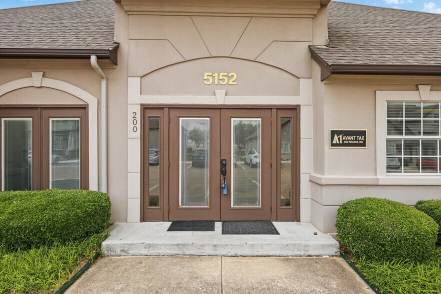 More Photos Of 5152 Village Creek Dr, Plano Office For Lease
