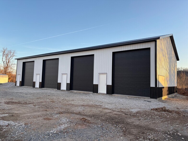 Primary Photo Of 909 Roosevelt blvd, Eleanor Light Distribution For Lease