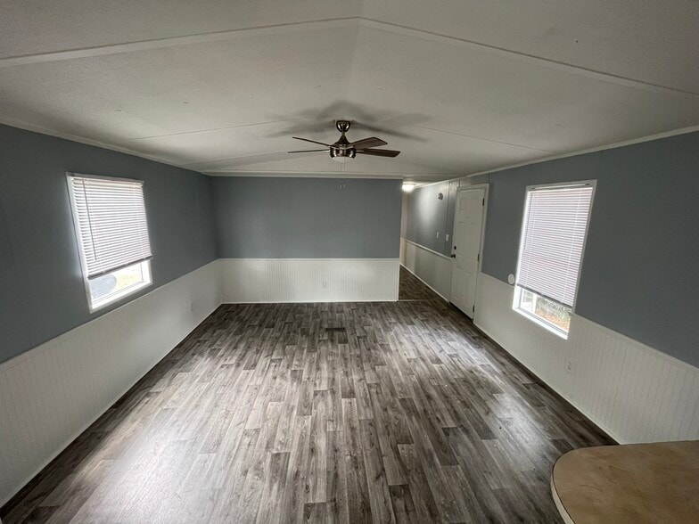 More Photos Of 7322 Highway 122 E, Ray City Manufactured Housing Mobile Home Park For Sale