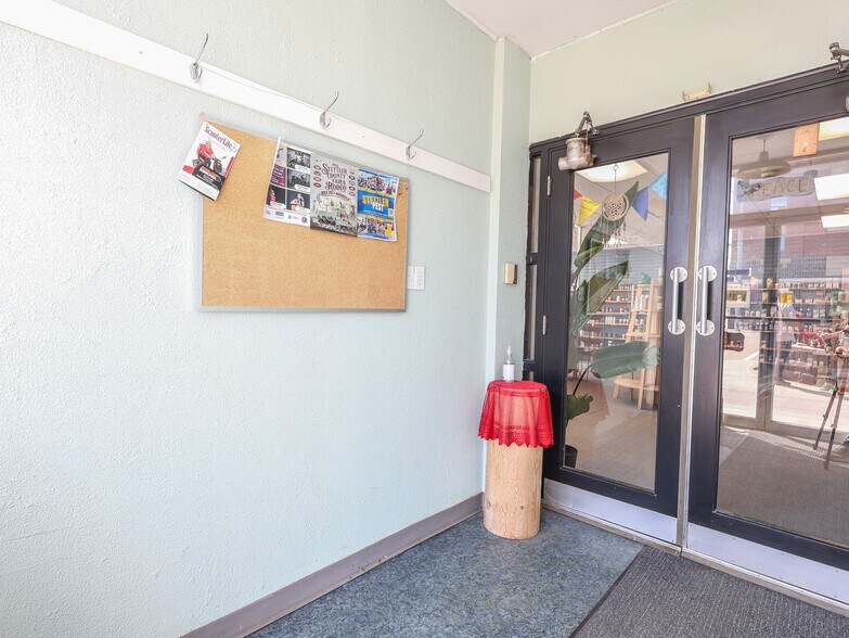 More Photos Of 5002 50 st, Stettler Flex For Sale